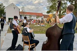 Struny léta 2025: Nový letní festival v Hustopečích propojí hudbu, gastronomii i komunitní atmosféru
