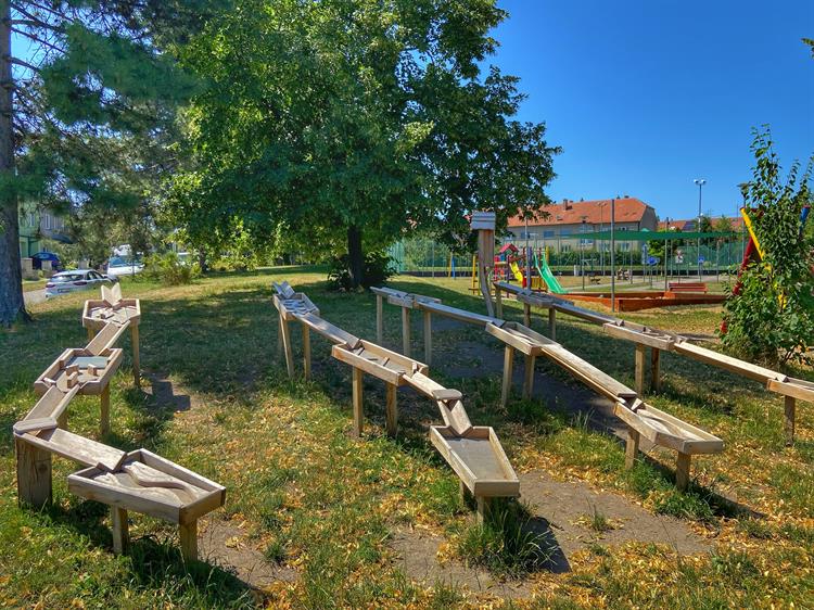 Kuličková dráha