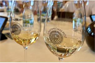 Vinaři se mohou přihlásit do soutěže O Hustopečskou pečeť 2026