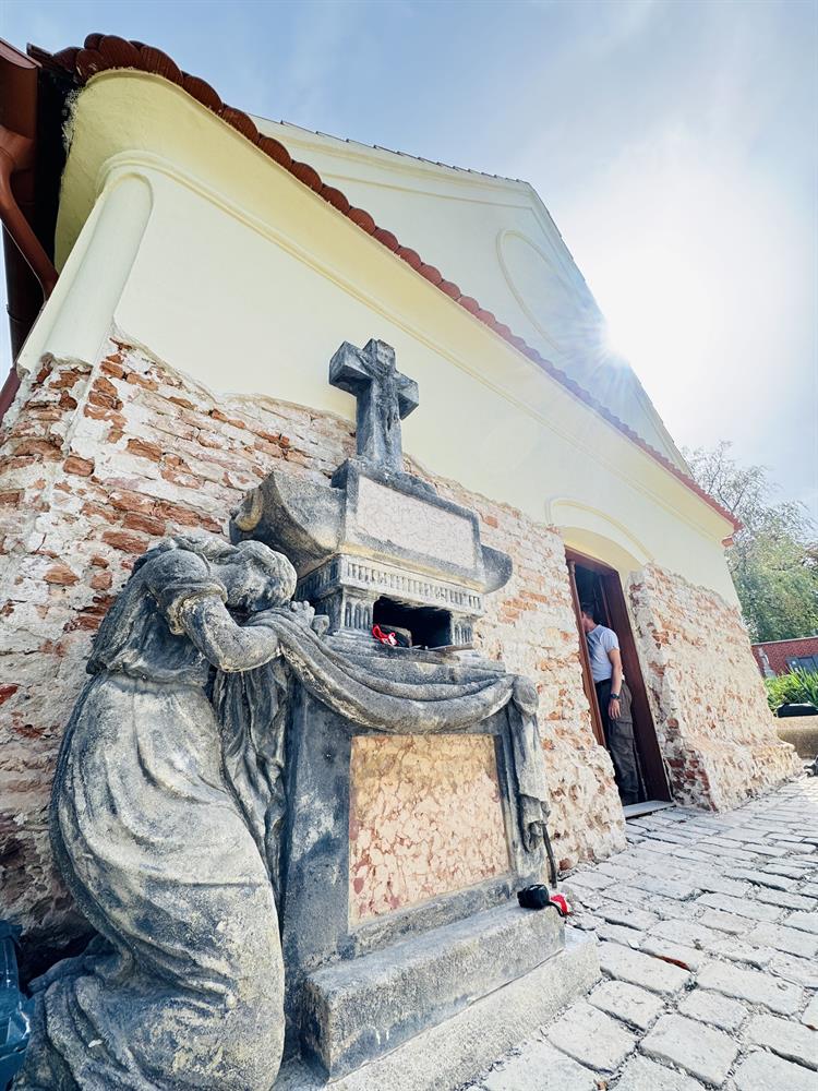 Náhrobek Franze Gottlieba.