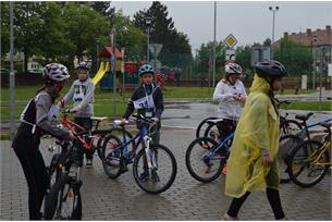 Oblastní soutěž ukázala, že cyklista musí zvládnout každé počasí 