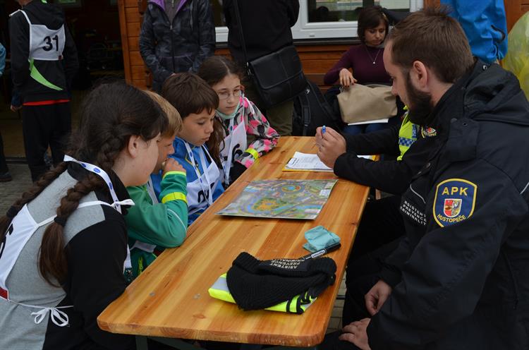 Mladé cyklisty zkoušelo i počasí