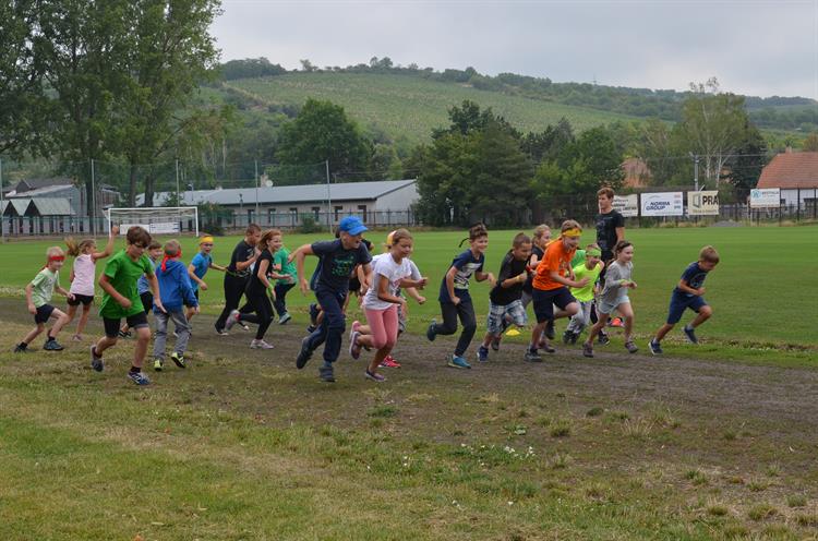 Děti na táboře navštěvovaly různá sportoviště. 