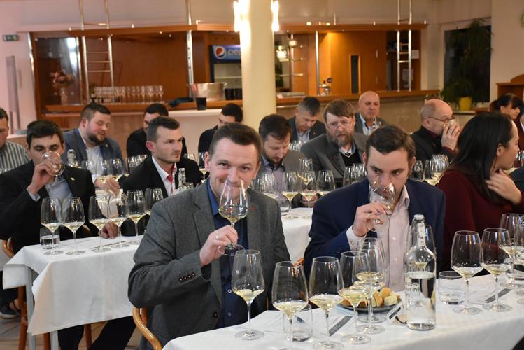 Světový duel vín odstartoval seminářem pro odbornou veřejnost již v pátek