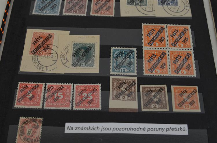 Každý stát, když vznikne, tak nemá vlastní známky, a tak Československá republika zahájila tím, že přetiskovala maďarské a rakouské známky razítkem Československá pošta.