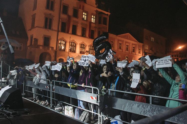 Pak už došla řada na kapelu Slza, která sklidila úspěch hlavně u mladších věkových kategorií