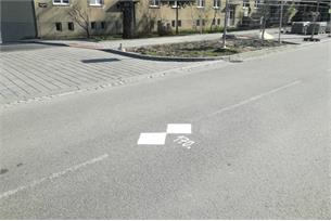 Kosočtverce na silnicích terčem roztodivných teorií