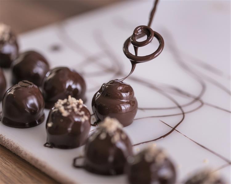 Lanýže vyrábí v menším a omezeném množství, a proto dbají v maximální míře na kvalitu a čerstvost lanýžů. Základ každého choco lanýže je vyroben z kvalitní čokolády z Belize a smetany. 