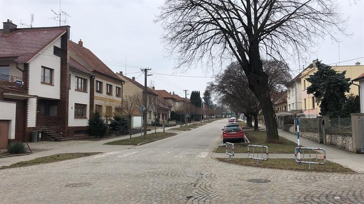 V ulici Svatopluka Čecha náklaďáky již brzy nezaparkují.