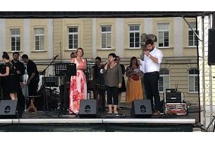 Hustopeče pomáhaly hudbou