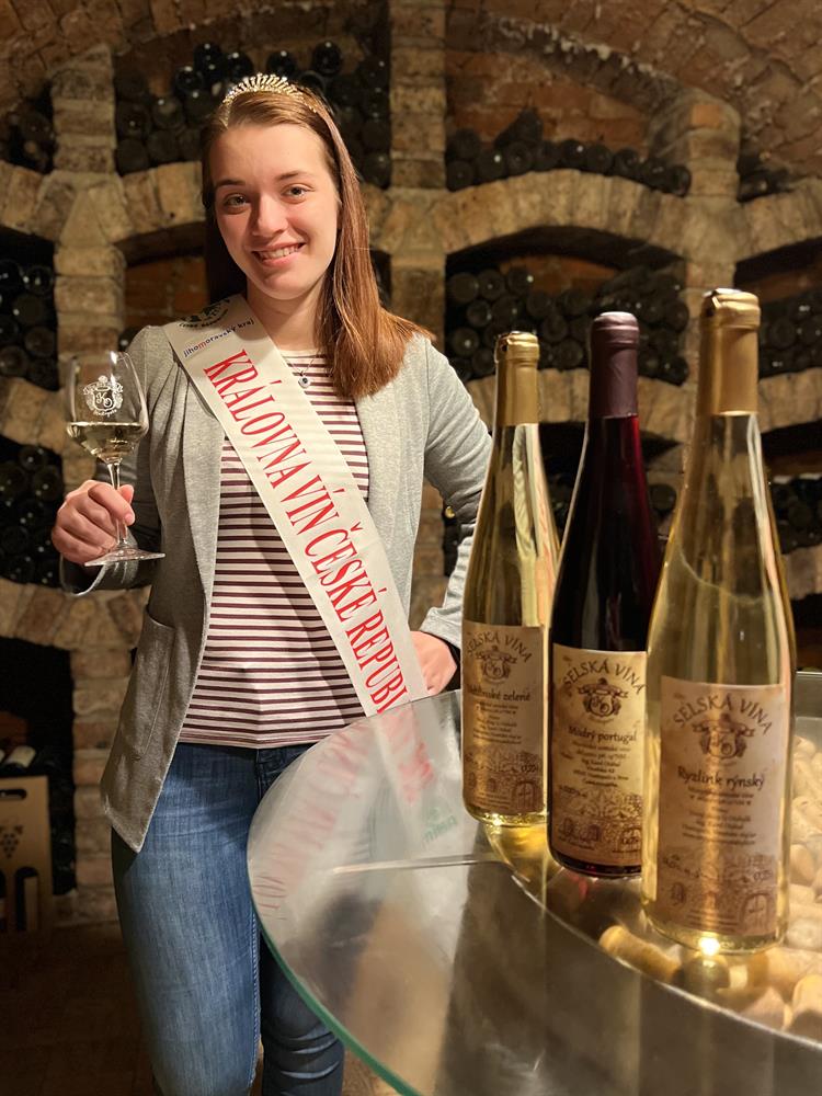 Dcera vinařova - Anna Otáhalová, Královna vín ČR 2022