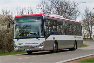 Drobné omezení spojů na lince 542 po celý srpen 