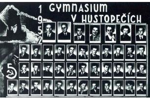 Absolventi hustopečského gymnázia se sešli po 70 letech